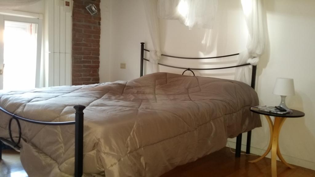 Apartamento Mansarda Santa Margherita Bolonia Habitación foto